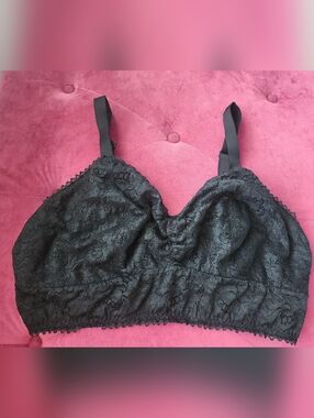 Ava & Viv Black Lace Bralette with Adjustable Straps